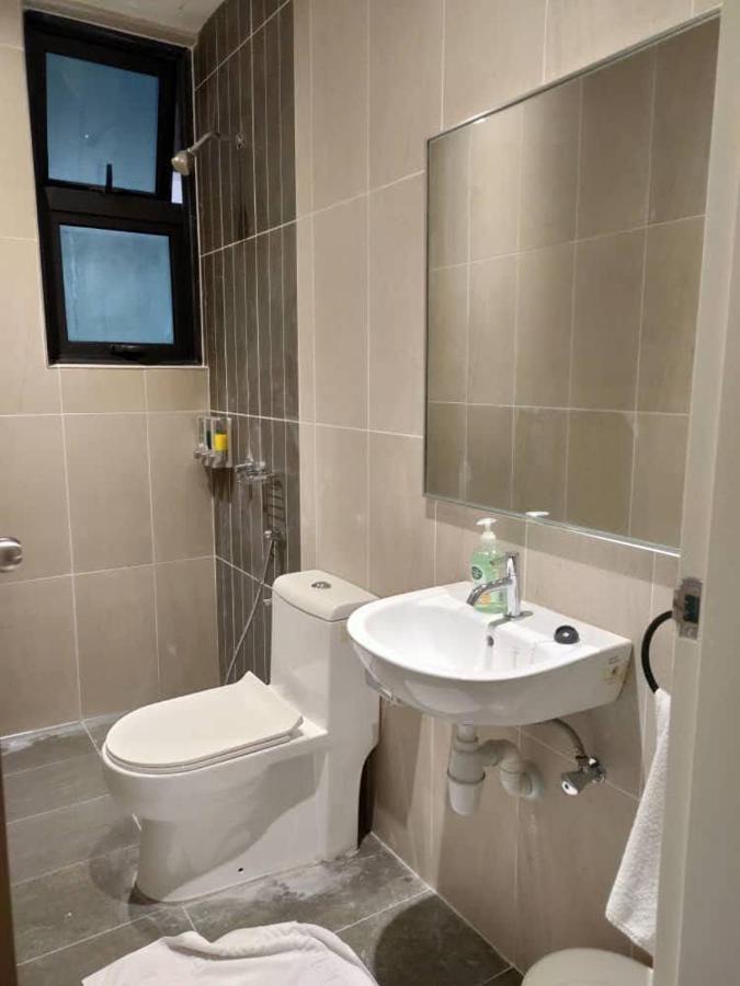Klcc Legasi Direct View With A Superking Bed At A 3-Bedroom Premium Unit Κουάλα Λουμπούρ Εξωτερικό φωτογραφία